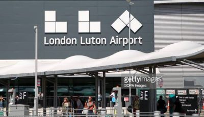 LUTON, UNITED KINGDOM - 2022/04/15: An exterior view of the entrance to the London Luton Airport. (Photo by Dinendra Haria/SOPA Images/LightRocket via Getty Images)